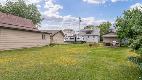 Tiny photo for 214 W Chapman St, Ely, MN 55731 (MLS # 6126215)