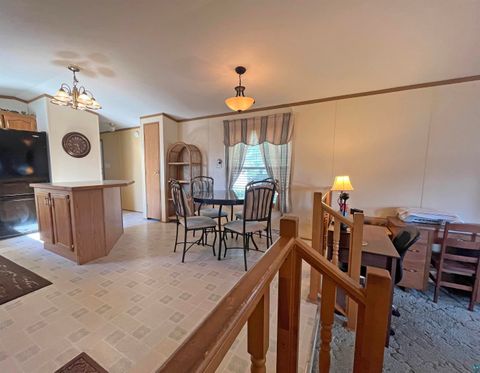 Tiny photo for 16 Kalmia Dr, Duluth, MN 55810 (MLS # 6125868)