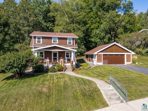 Photo of 11 N 93rd Ave W AVE, Duluth, MN 55808 (MLS # 6127772)
