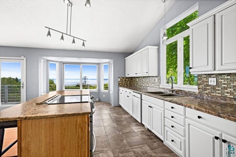 Tiny photo for 1002 Martha St, Duluth, MN 55805 (MLS # 6128174)