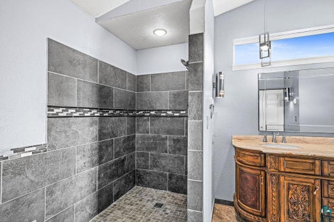 Tiny photo for 1002 Martha St, Duluth, MN 55805 (MLS # 6128174)