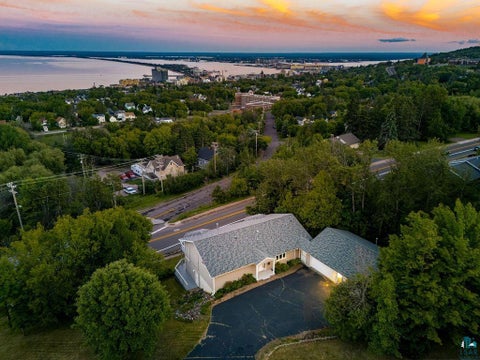 Tiny photo for 1002 Martha St, Duluth, MN 55805 (MLS # 6128174)