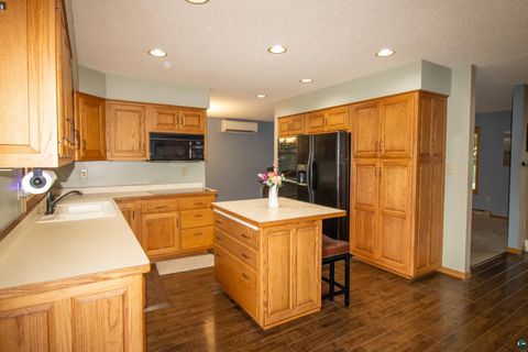 Tiny photo for 1221 S 21st St, Virginia, MN 55792 (MLS # 6126775)