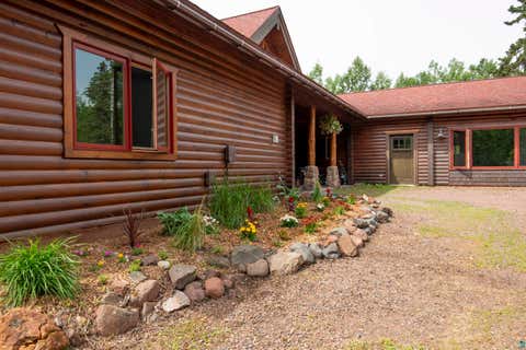 Tiny photo for 313 Birch Dr, Grand Marais, MN 55604 (MLS # 6126537)