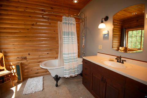 Tiny photo for 313 Birch Dr, Grand Marais, MN 55604 (MLS # 6126537)