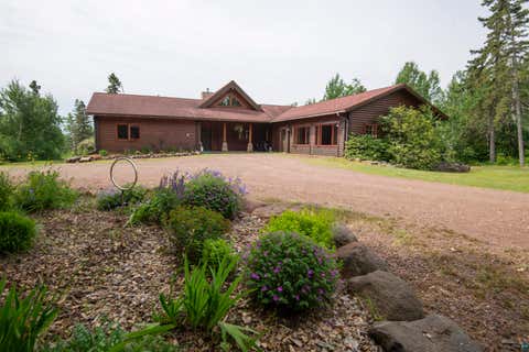Tiny photo for 313 Birch Dr, Grand Marais, MN 55604 (MLS # 6126537)
