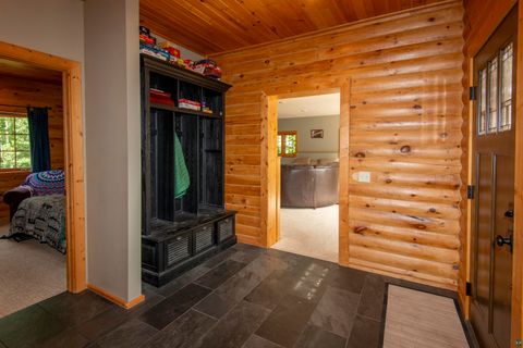 Tiny photo for 313 Birch Dr, Grand Marais, MN 55604 (MLS # 6126537)