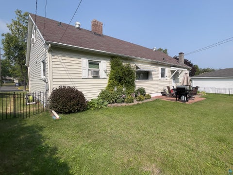 Tiny photo for 84 Hays Cr Cir, Silver Bay, MN 55614 (MLS # 6128164)