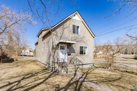 Photo of 431 N 51st Ave W, Duluth, MN 55807 (MLS # 6124552)