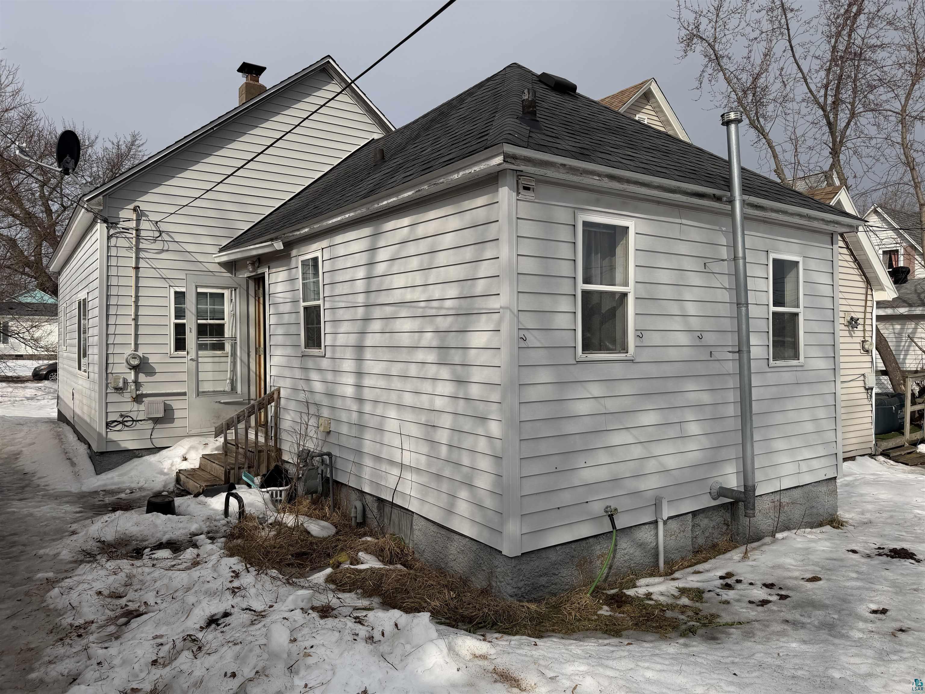 1720 Iowa Ave