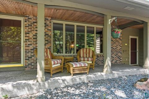 Tiny photo for 280 Misquah Rd, Duluth, MN 55804 (MLS # 6125605)
