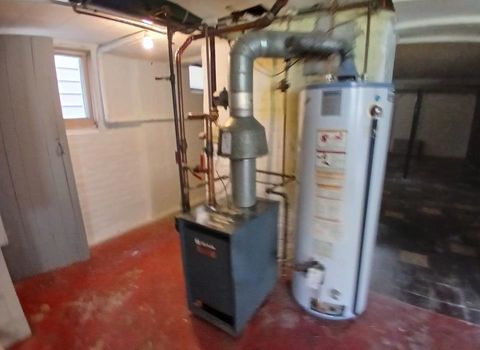 Tiny photo for 1008 W 3rd St, Duluth, MN 55806 (MLS # 6123032)