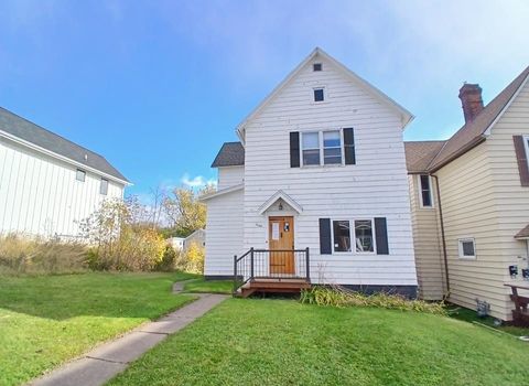 Tiny photo for 1008 W 3rd St, Duluth, MN 55806 (MLS # 6123032)