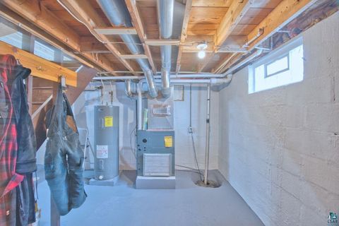 Tiny photo for 802 NW 3rd St, Chisholm, MN 55719 (MLS # 6123911)