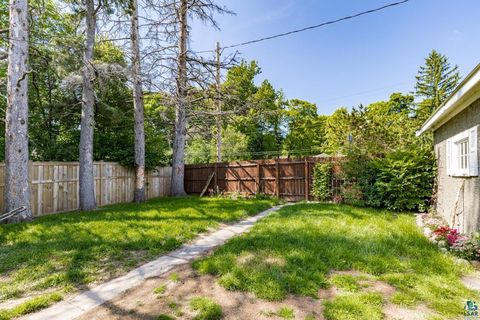 Tiny photo for 309 Maryland St, Duluth, MN 55803 (MLS # 6126618)