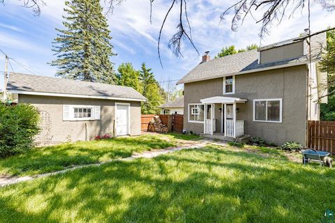 Tiny photo for 309 Maryland St, Duluth, MN 55803 (MLS # 6126618)
