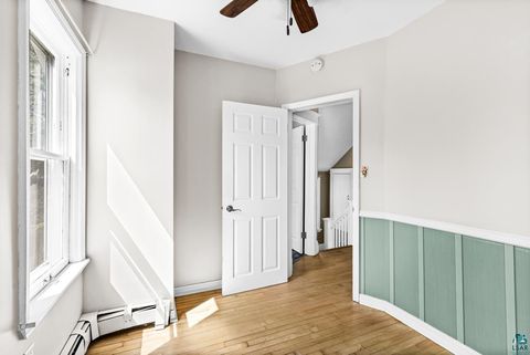 Tiny photo for 309 Maryland St, Duluth, MN 55803 (MLS # 6126618)