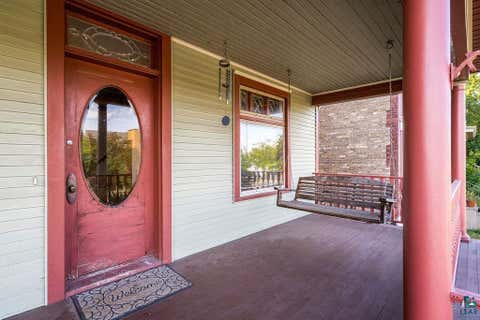 Tiny photo for 1101 E 4th St, Duluth, MN 55805 (MLS # 6127206)