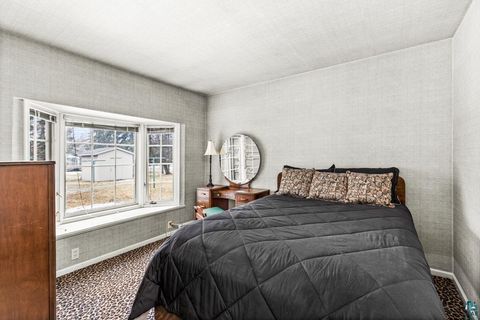 Tiny photo for 4930 Otsego St, Duluth, MN 55804 (MLS # 6124542)