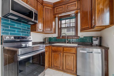 Tiny photo for 627 N 20th Ave E Ave, Duluth, MN 55812 (MLS # 6124120)