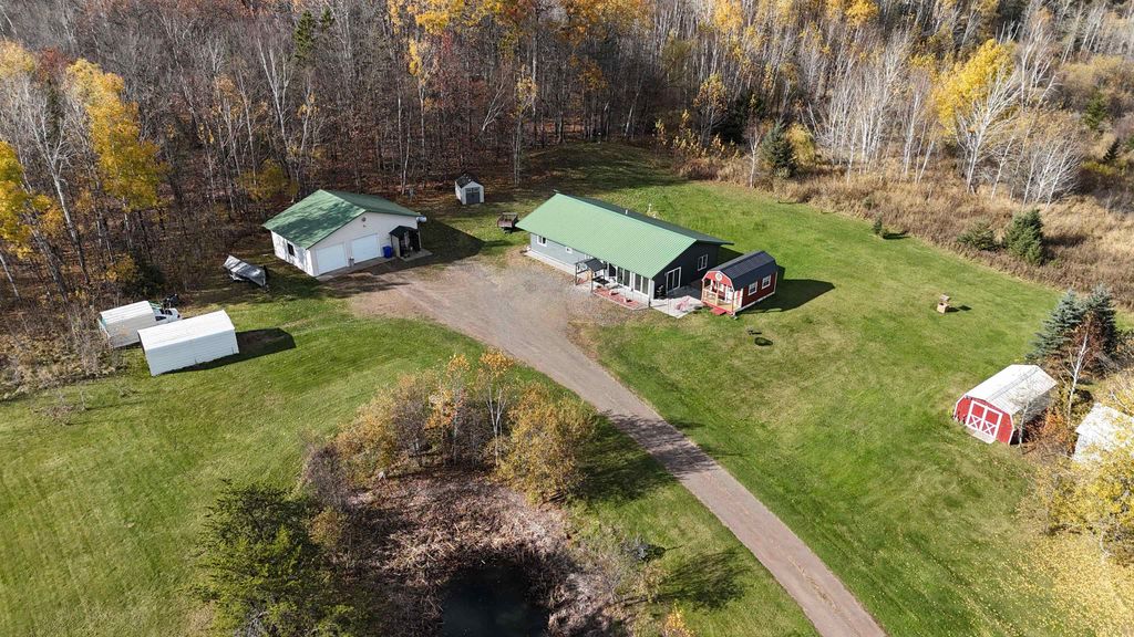Photo for 5141 County Rd 6, Kettle River, MN 55757 (MLS # 6122657)