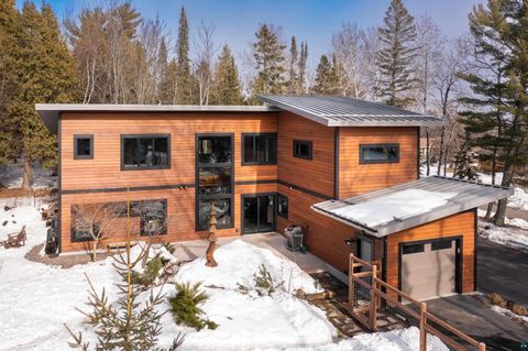 Photo of 3515 Greysolon Rd, Duluth, MN 55804 (MLS # 6123937)