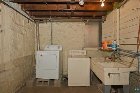 Tiny photo for 1818 E 3rd St, Duluth, MN 55812 (MLS # 6126203)