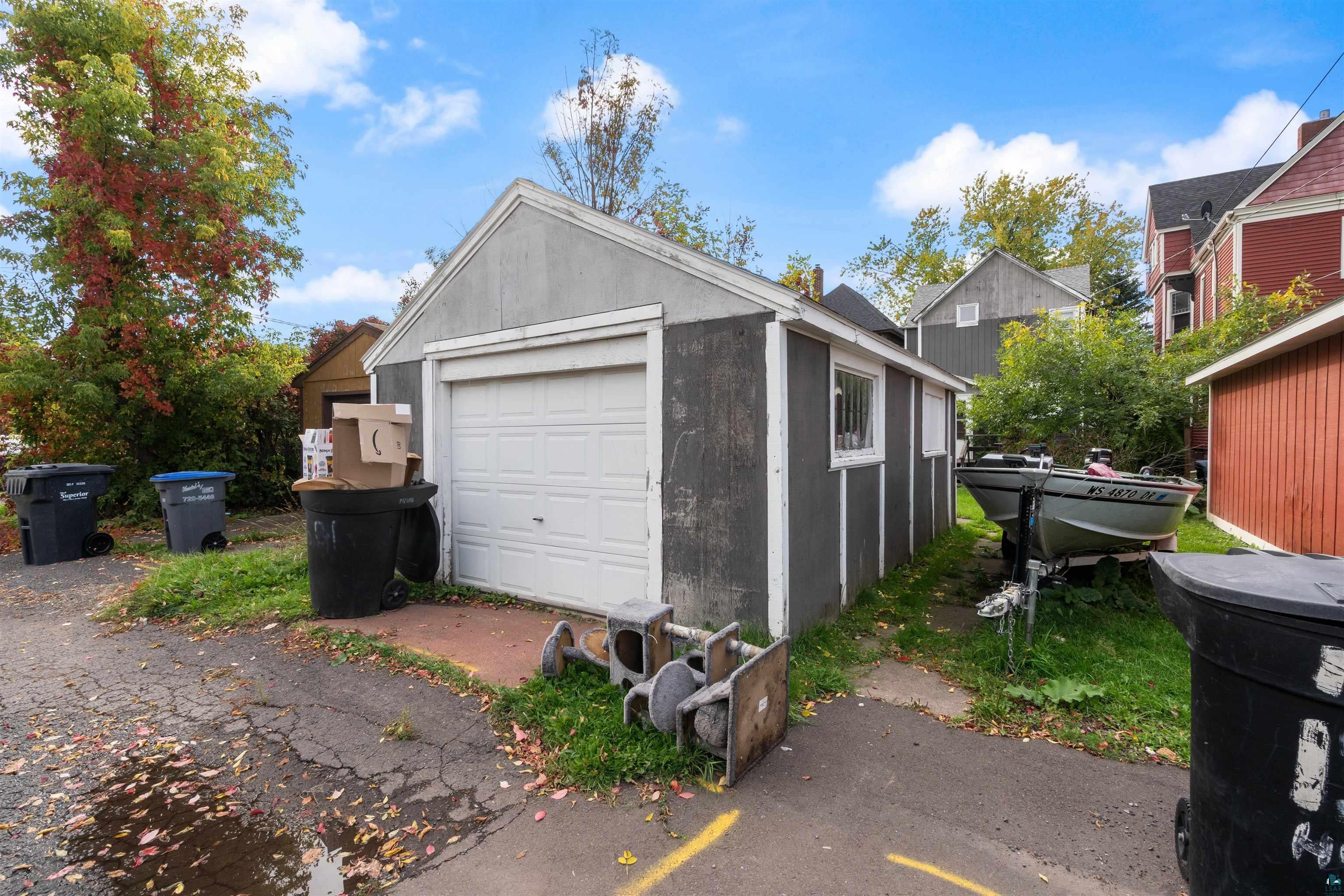 1522 Hughitt Ave