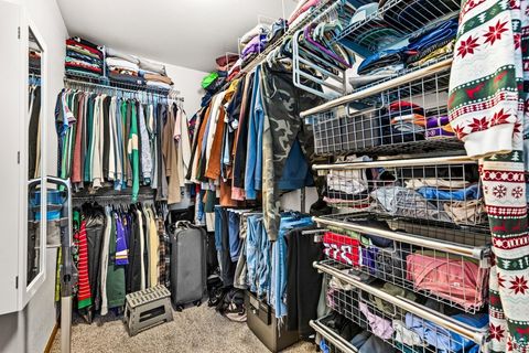 Tiny photo for 313 W Mulberry St, Duluth, MN 55811 (MLS # 6123799)