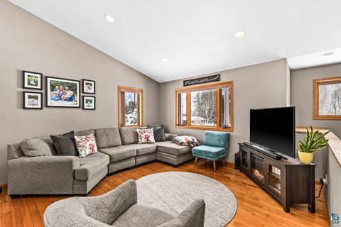 Tiny photo for 313 W Mulberry St, Duluth, MN 55811 (MLS # 6123799)