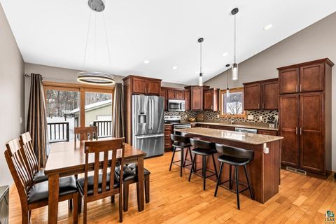 Tiny photo for 313 W Mulberry St, Duluth, MN 55811 (MLS # 6123799)