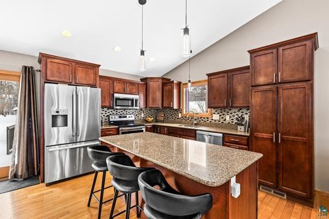 Tiny photo for 313 W Mulberry St, Duluth, MN 55811 (MLS # 6123799)