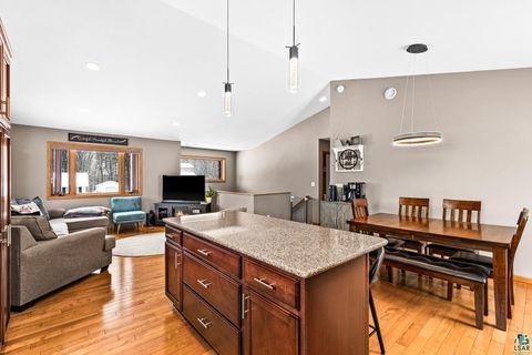 Tiny photo for 313 W Mulberry St, Duluth, MN 55811 (MLS # 6123799)
