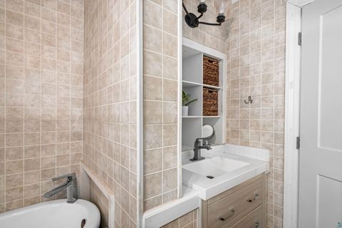 Tiny photo for 3325 Strand Rd, Duluth, MN 55804 (MLS # 6125336)
