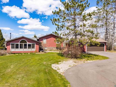 Photo of 3325 Strand Rd, Duluth, MN 55804 (MLS # 6125336)
