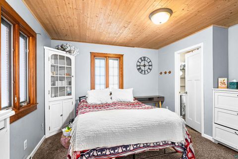 Tiny photo for 3325 Strand Rd, Duluth, MN 55804 (MLS # 6125336)