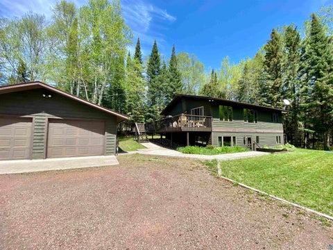 Photo of 300 Caribou Tr, Lutsen, MN 55612 (MLS # 6125948)