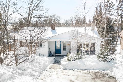 Photo of 5316 Oakley St, Duluth, MN 55804 (MLS # 6123750)