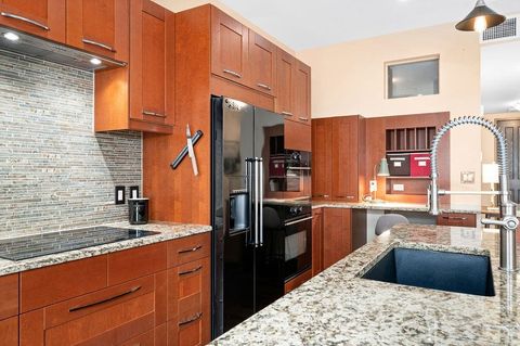 Tiny photo for 26 E Superior St #506, Duluth, MN 55802 (MLS # 6122959)