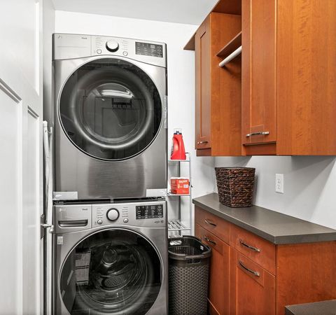 Tiny photo for 26 E Superior St #506, Duluth, MN 55802 (MLS # 6122959)