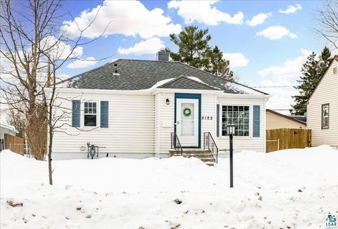 Photo of 5122 Glenwood St, Duluth, MN 55804 (MLS # 6124108)
