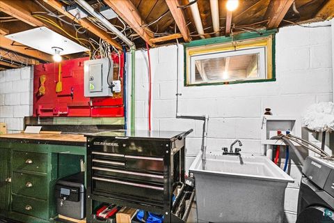 Tiny photo for 5122 Glenwood St, Duluth, MN 55804 (MLS # 6124108)