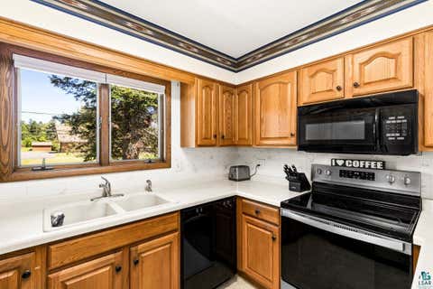 Tiny photo for 2917 N Blackman Ave, Duluth, MN 55811 (MLS # 6126280)