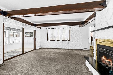 Tiny photo for 4128 W 4th St, Duluth, MN 55807 (MLS # 6124088)