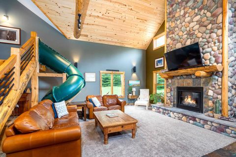 Tiny photo for 4125 Emerson Rd, Duluth, MN 55803 (MLS # 6124801)