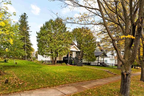 Tiny photo for 4717 Robinson St, Duluth, MN 55804 (MLS # 6122618)