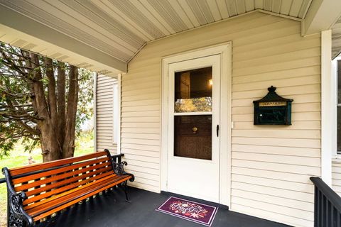 Tiny photo for 4717 Robinson St, Duluth, MN 55804 (MLS # 6122618)