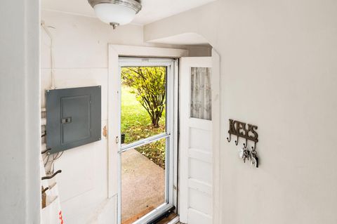 Tiny photo for 4717 Robinson St, Duluth, MN 55804 (MLS # 6122618)