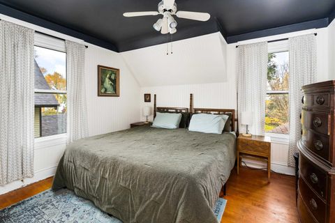 Tiny photo for 4717 Robinson St, Duluth, MN 55804 (MLS # 6122618)