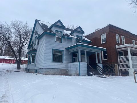 Photo of 1321 E 2nd St, Duluth, MN 55805 (MLS # 6123137)
